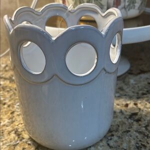 Mud Pie White Scalloped Ceramic Vase